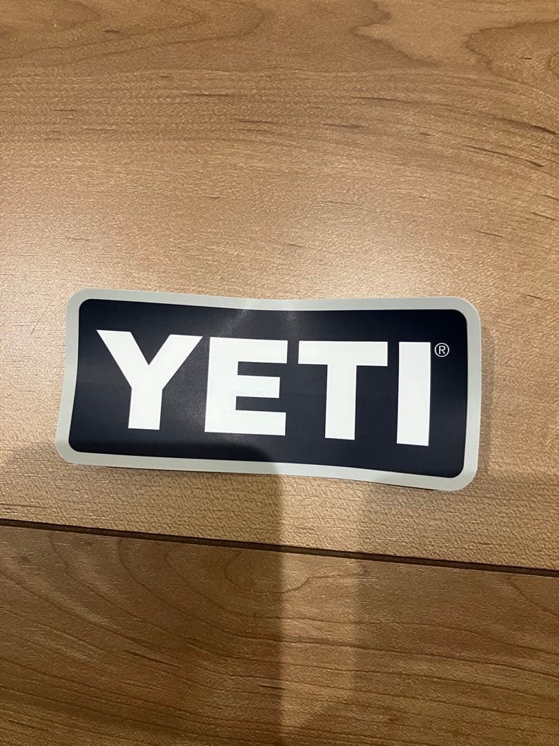 YETI イエティ　マグカップ2カラー【中古品】　ノベルティ缶ステッカー