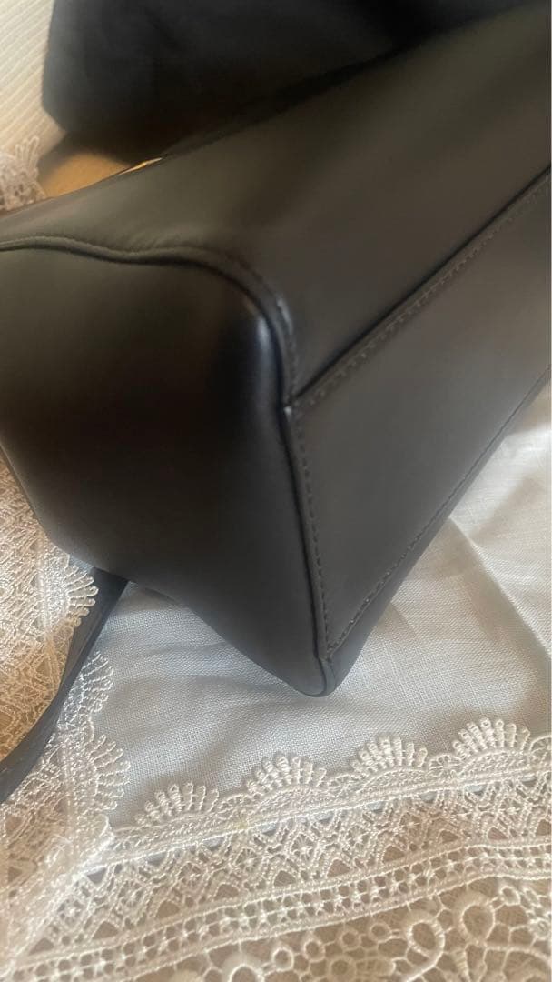 美品 フェンディ FENDI ピーカブー ミニ ハンドバッグ　ショルダーバッグ