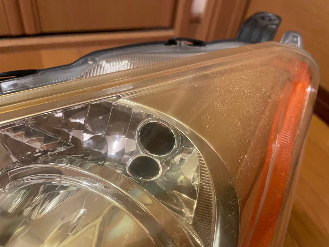 A*様 アクアus純正　priusC純正ヘッドライト左右セット