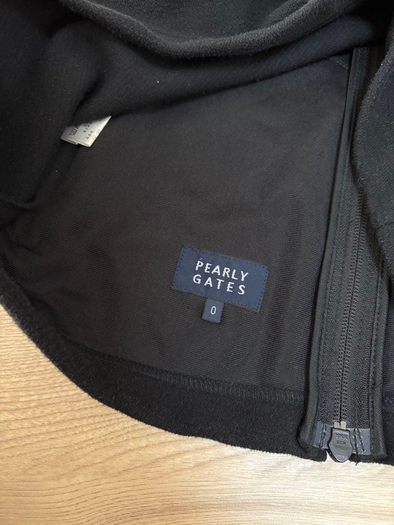 美品　発熱保温ストレッチ素材　パーリーゲイツ　パーカー　濃紺　Sサイズ