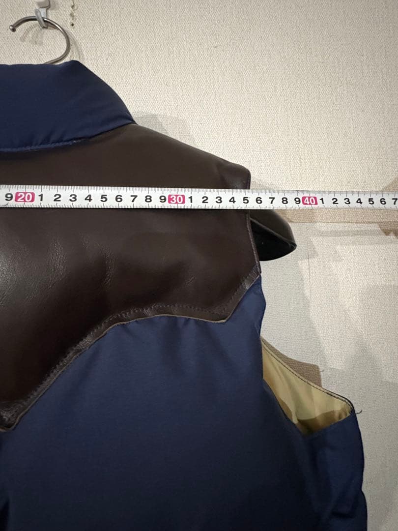 超美品　ロッキーマウンテン　ネイビー ダウンベスト レザー　ダウン90%