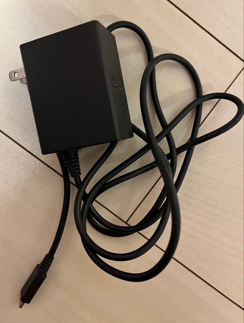 R*i様 Nintendo Switch Lite コーラル 本体