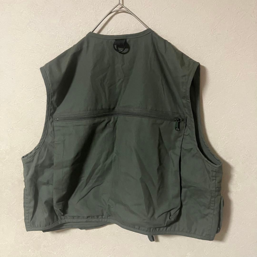 【ベスト】フィシング　カーキ　ポケット多数　レトロ　アウトドアか　使用感　古着