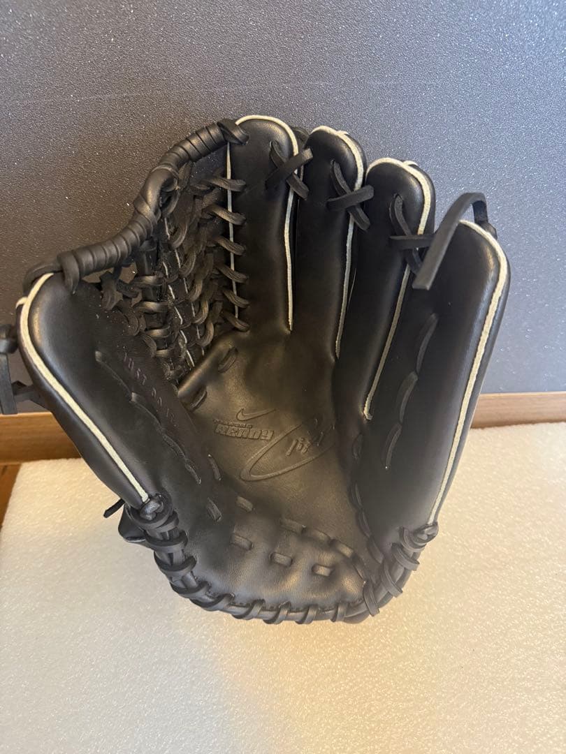 ★極美品★屋外未使用★ NIKE ナイキ 一般軟式用 外野手 オールラウンド