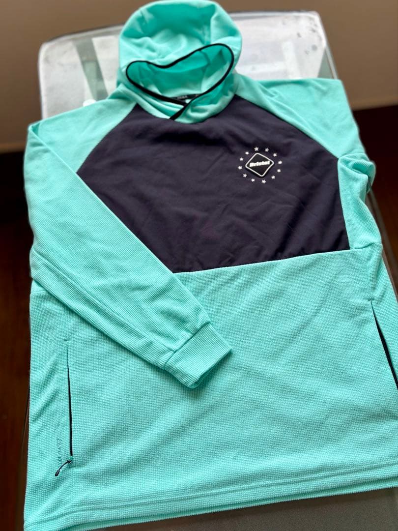 最終価格Bristol フード付きピステ ミントグリーン XL