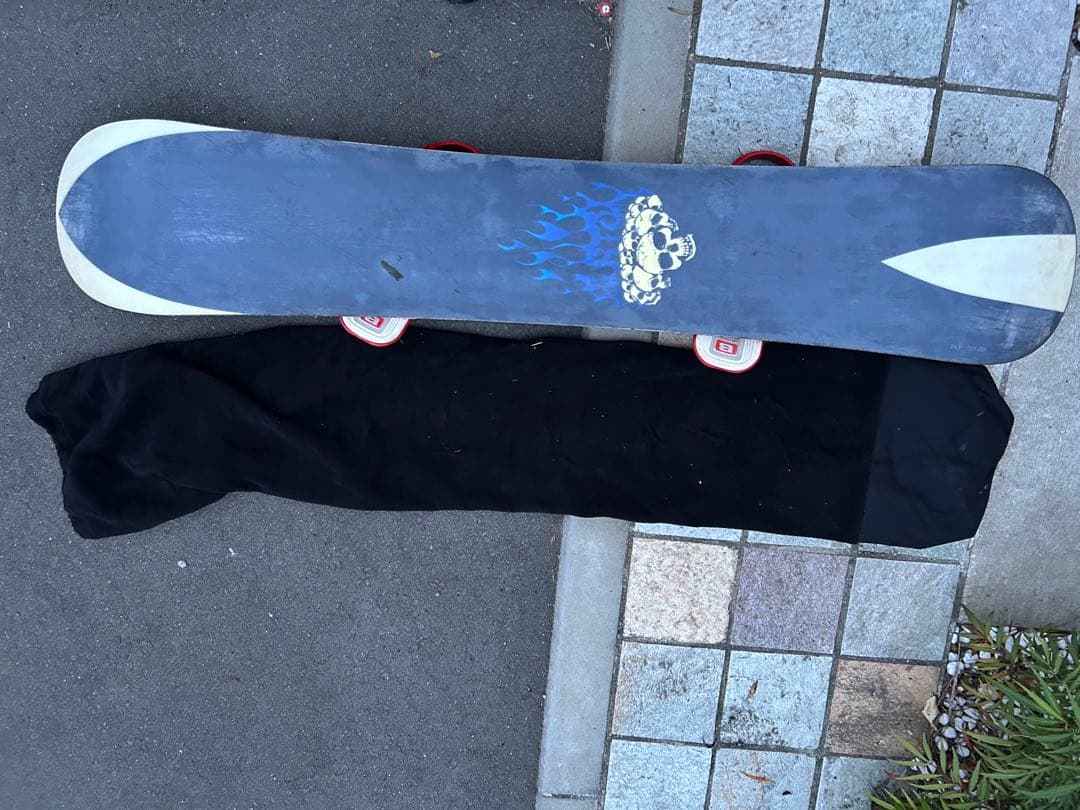 Burton スノーボード ＋ ビンディング付き（モデル不明）