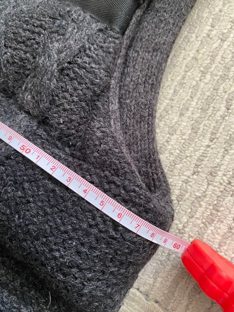 美品　DIESEL キルティングダウンベストXLグレー定価48000