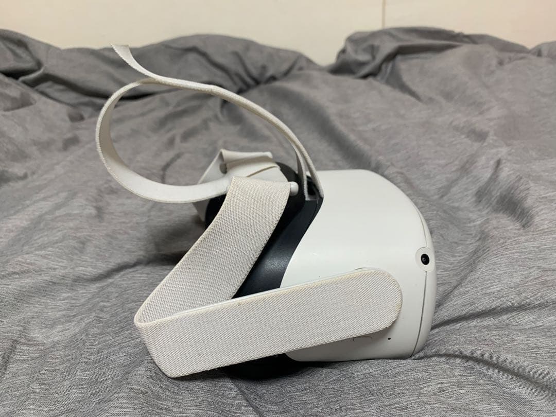   Quest 2—VRヘッドセット—64GB