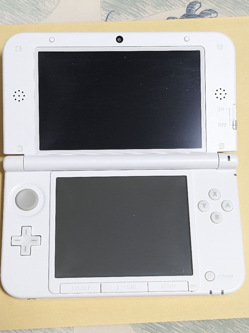 ニンテンドー3DS LL ホワイト