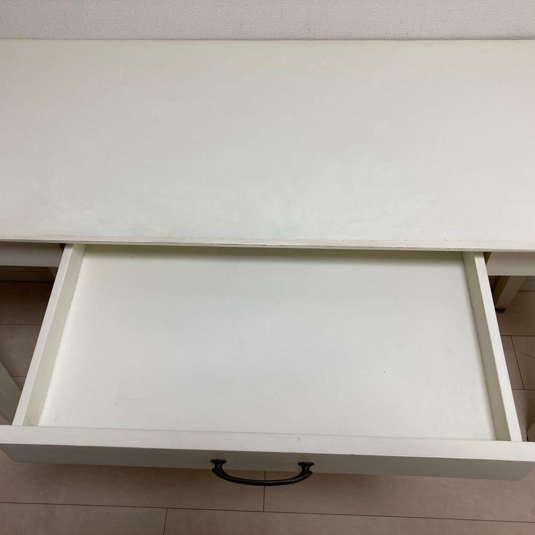 机 (椅子と引き出しのセット出品です。)