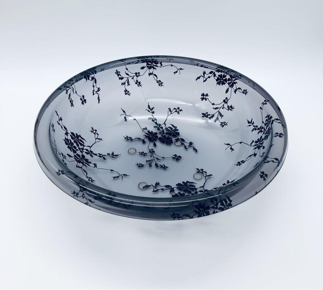 バスチェア2個とS洗面器2個　　　　全4点