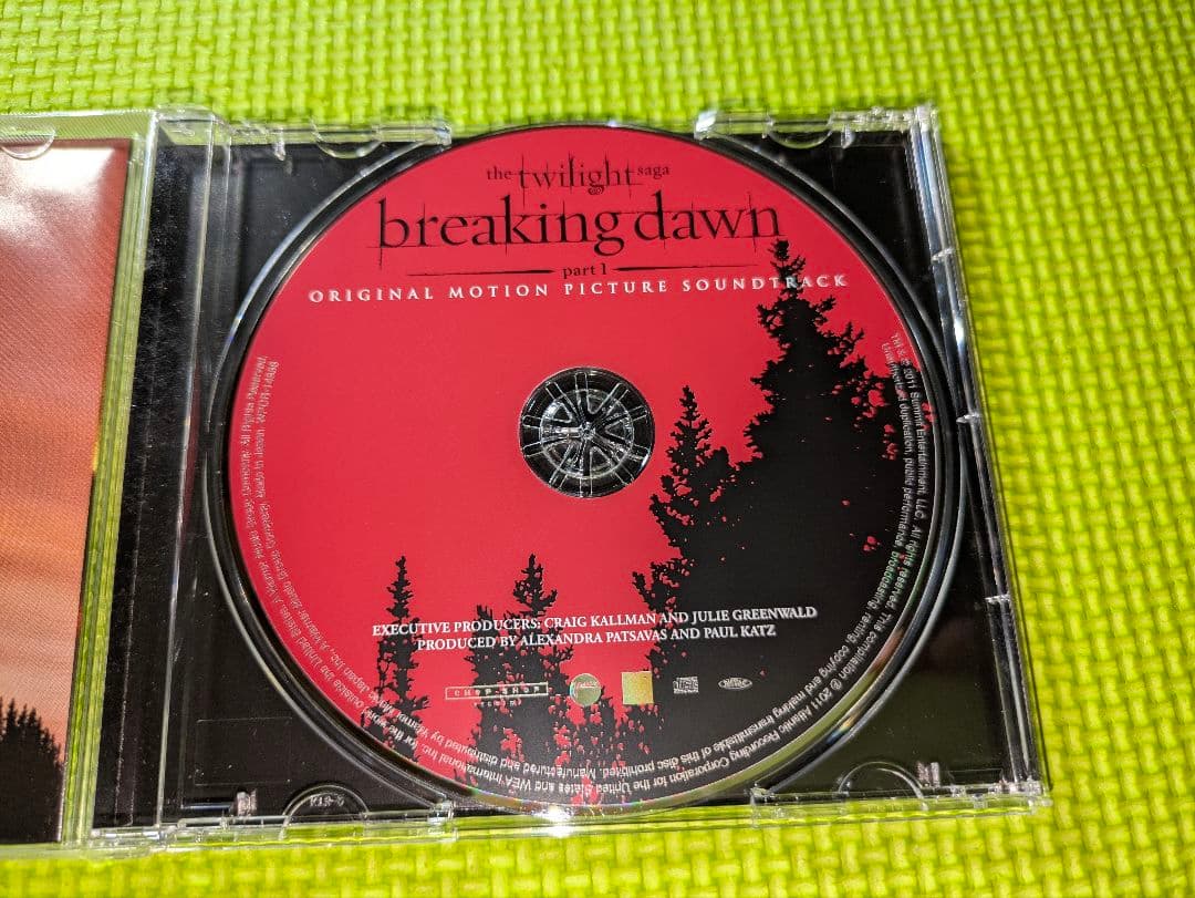 【トワイライト・サーガ】　ブレイキング・ドーン Part1　CDサウンドトラック