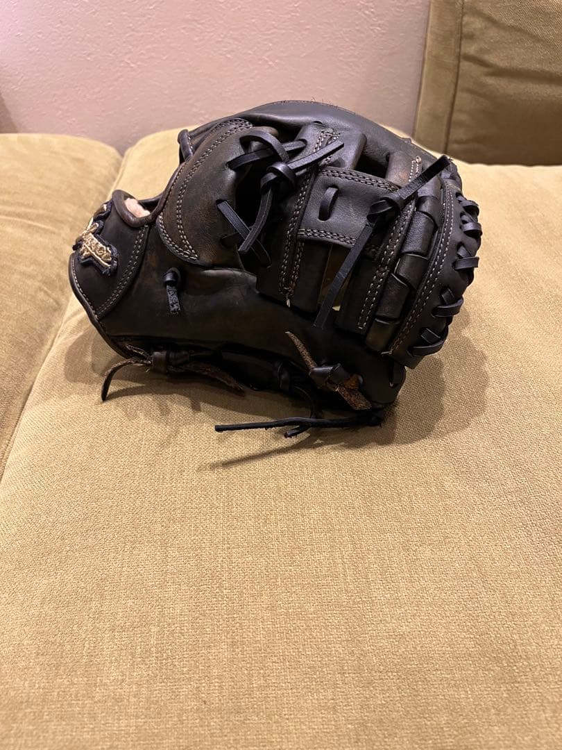 【最終値下げ】 スラッガーKSG-25PS 硬式グローブ 内野手用（黒色）