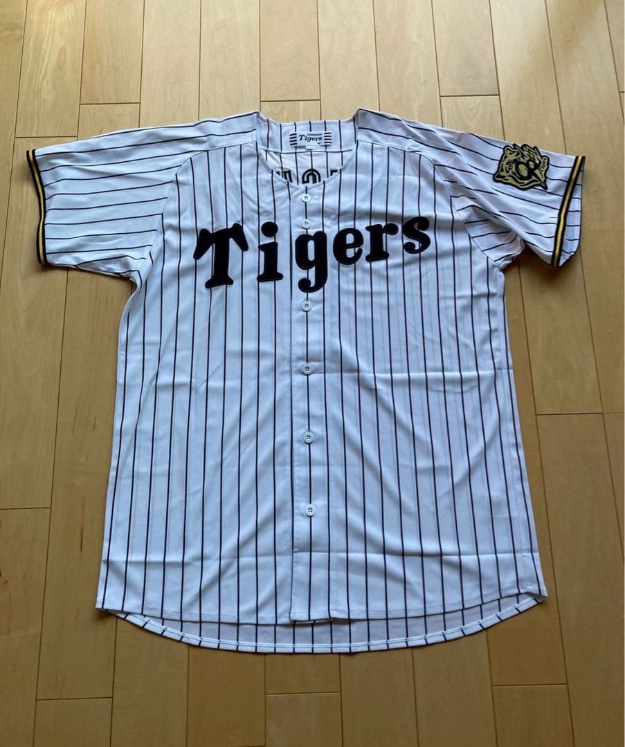 ①【美品】阪神タイガース　森下翔太選手　ホーム　ユニフォーム　Oサイズ　#１