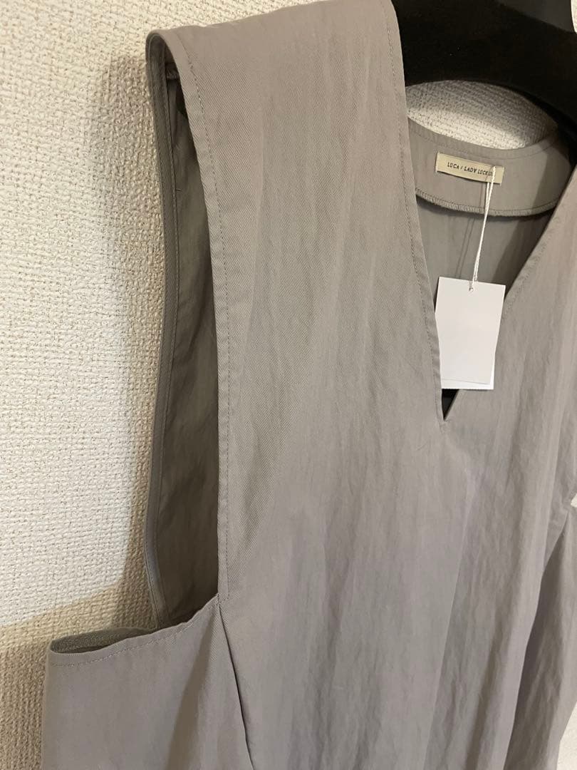 【新品】LUCA LADYLUCK LUCA Vネックベスト