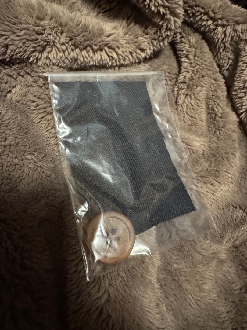 コムデギャルソン クリストファーネメス 2024 ポリ縮 コート