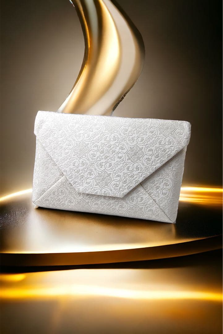 京都発　錦匠　龍村織物　/　数奇屋袋　葡萄唐草文錦（銀） ⭐️【日本製】【新品】⭐️