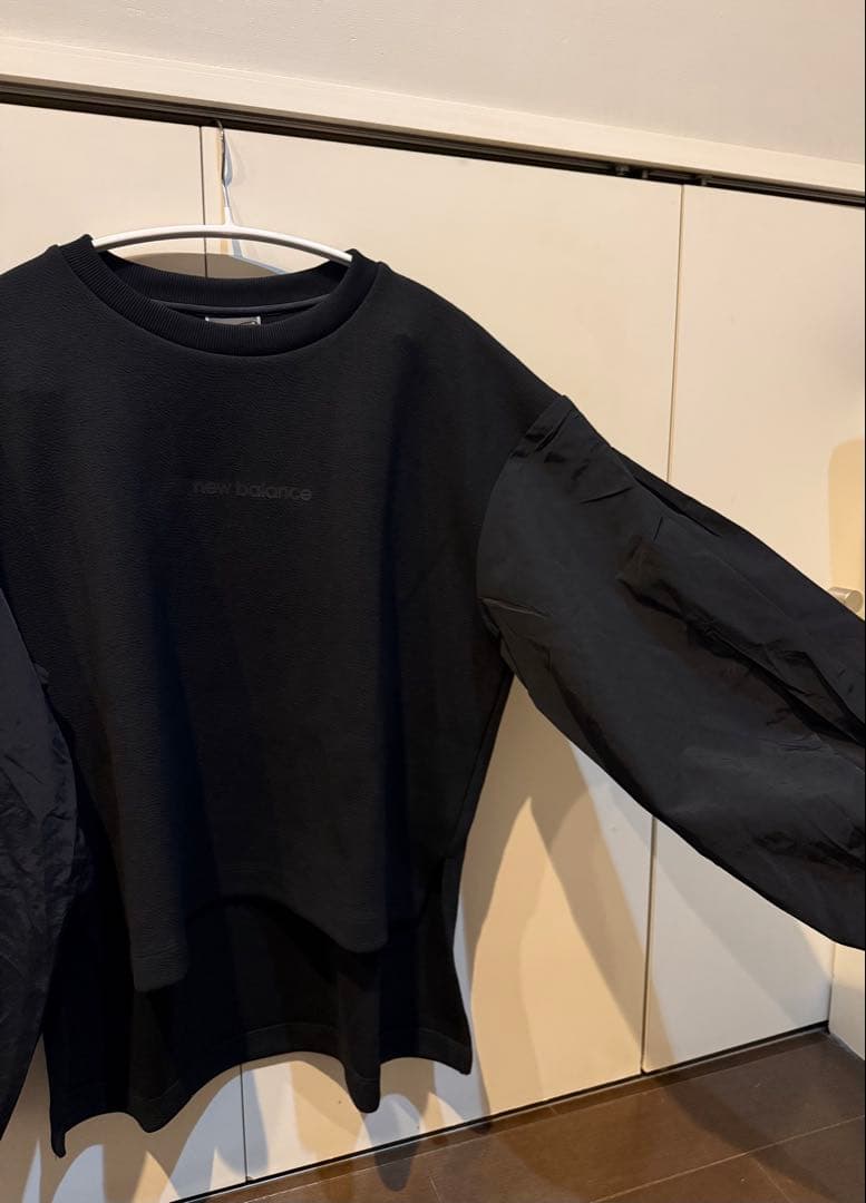 新品　ニューバランス トレーナー M ブラック 異素材切替 レディース