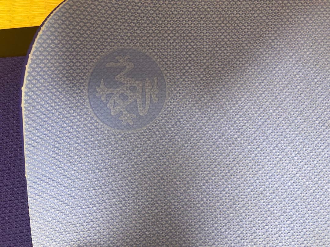青紫・水色リバーシブルヨガマット MANDUKA