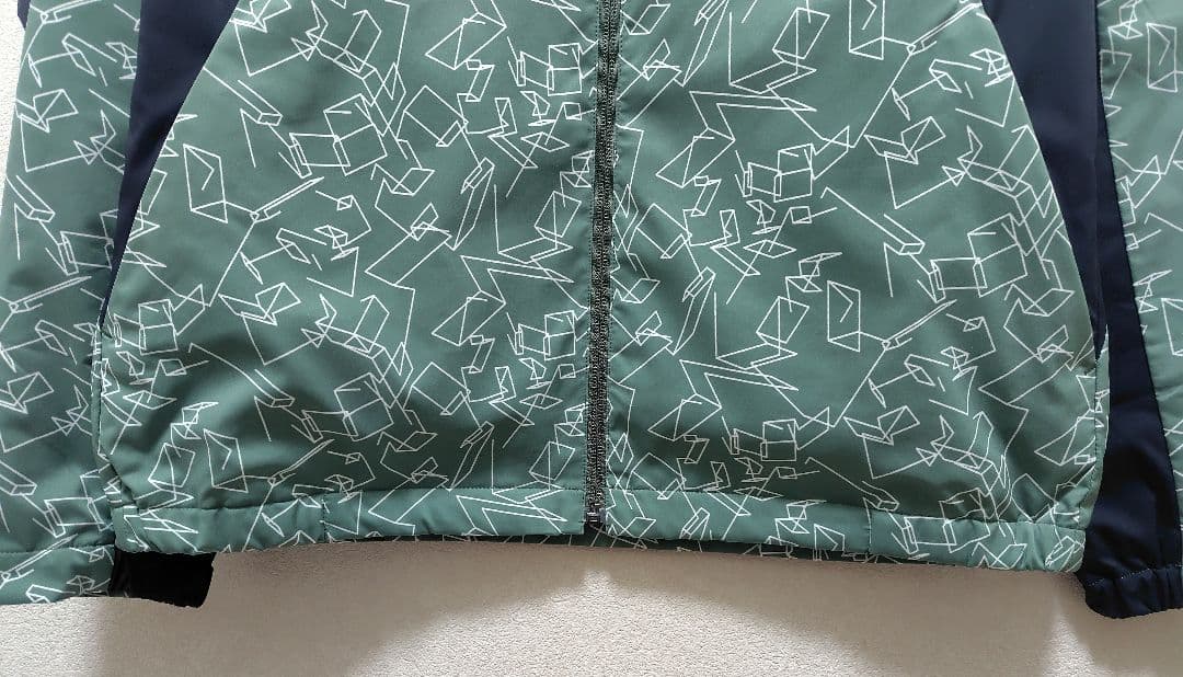 デサント　ウィンドジャケット