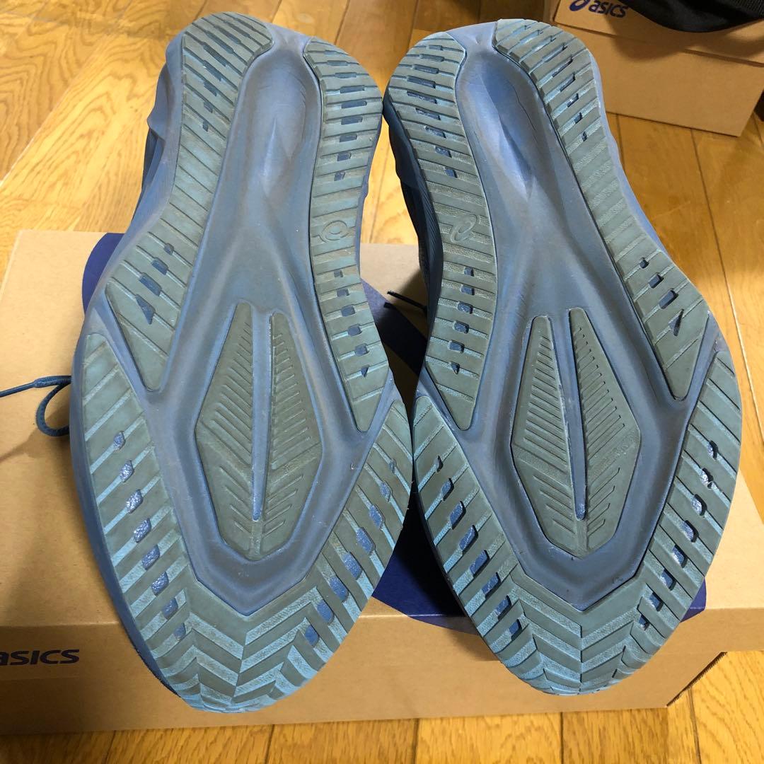 asics　アシックス NOVABLAST 5　27.5ｃｍ　メンズ　ブルー