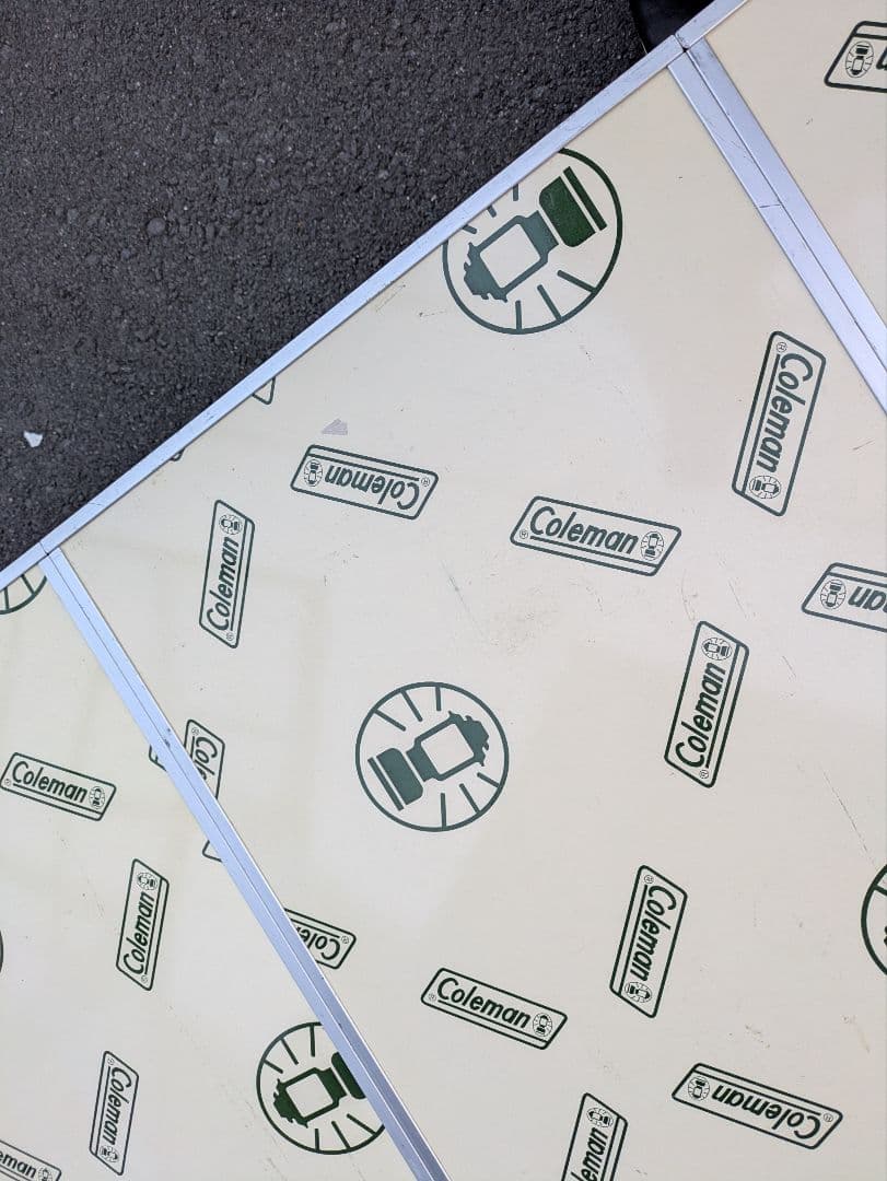 希少　Coleman フォールディングテーブル 折りたたみテーブル ランタン柄