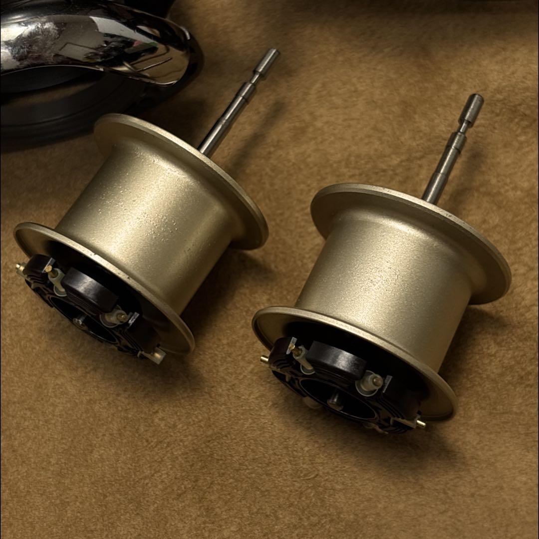 シマノ スコーピオンアンタレス RH220 2台