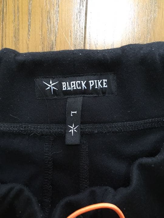 BLACK PIKEセットアップ フィジーク トレーニング