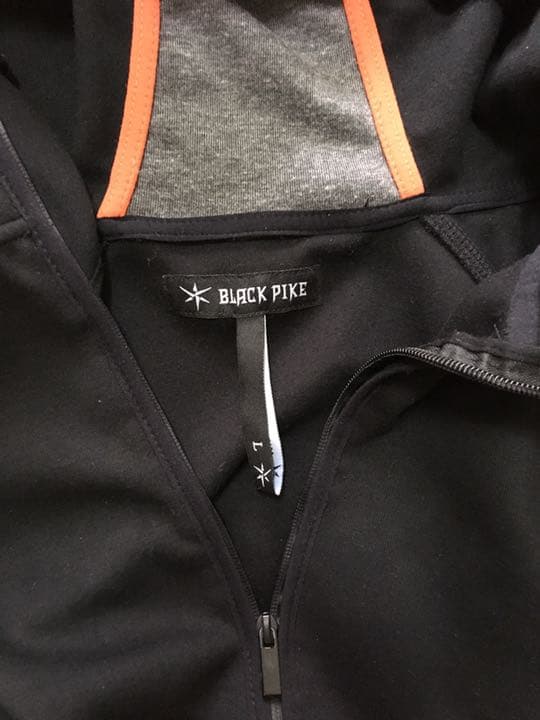 BLACK PIKEセットアップ フィジーク トレーニング