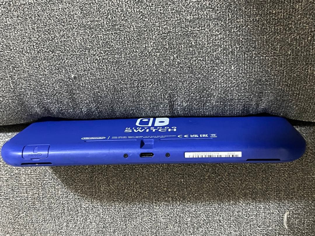 Switchライト本体　ジャンク品　ブルー