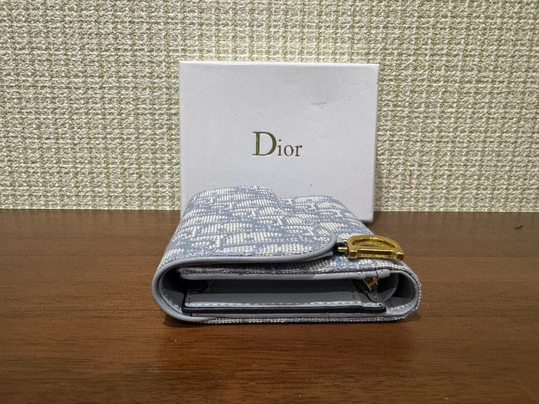 ボッテガ・ヴェネタ カセットc