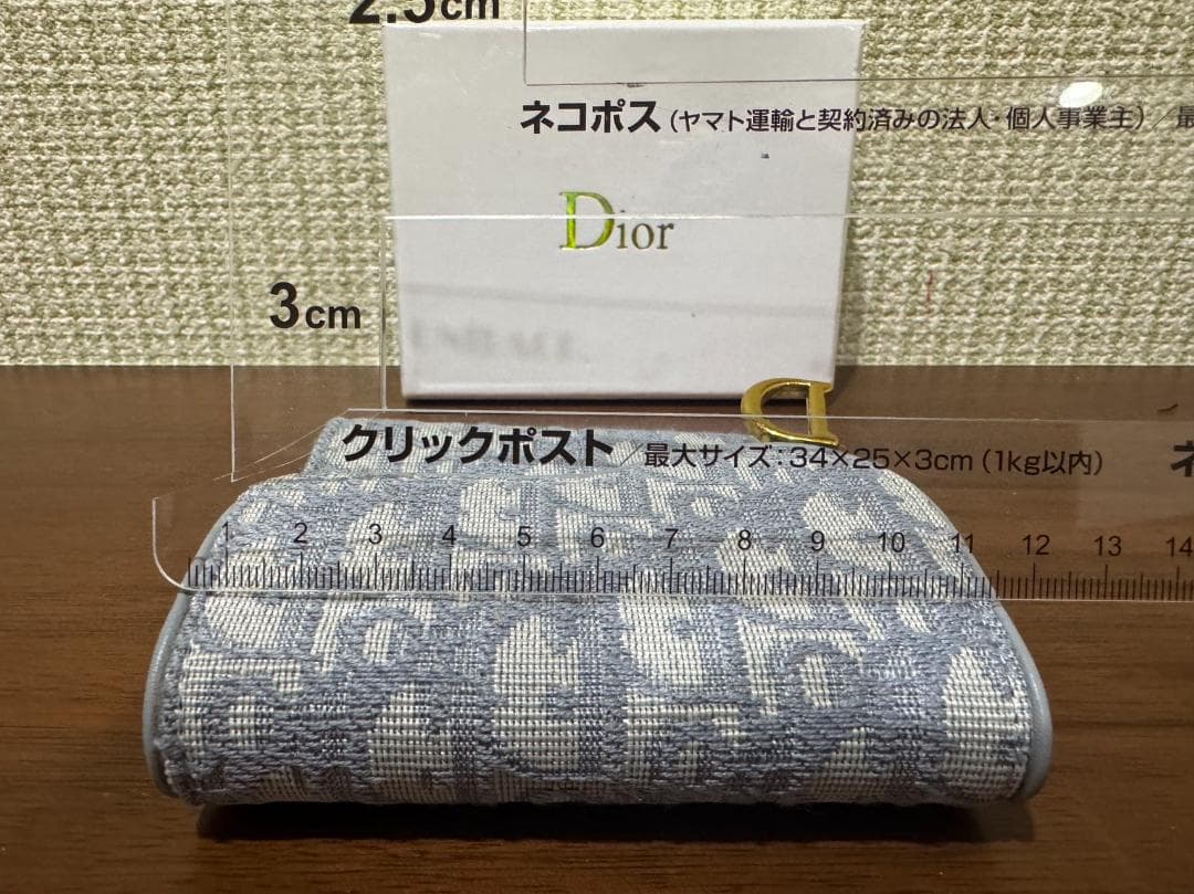 ボッテガ・ヴェネタ カセットc