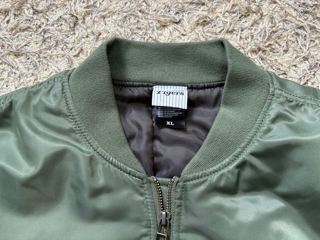 阪神タイガース　MA1 ブルゾン　スタジャン