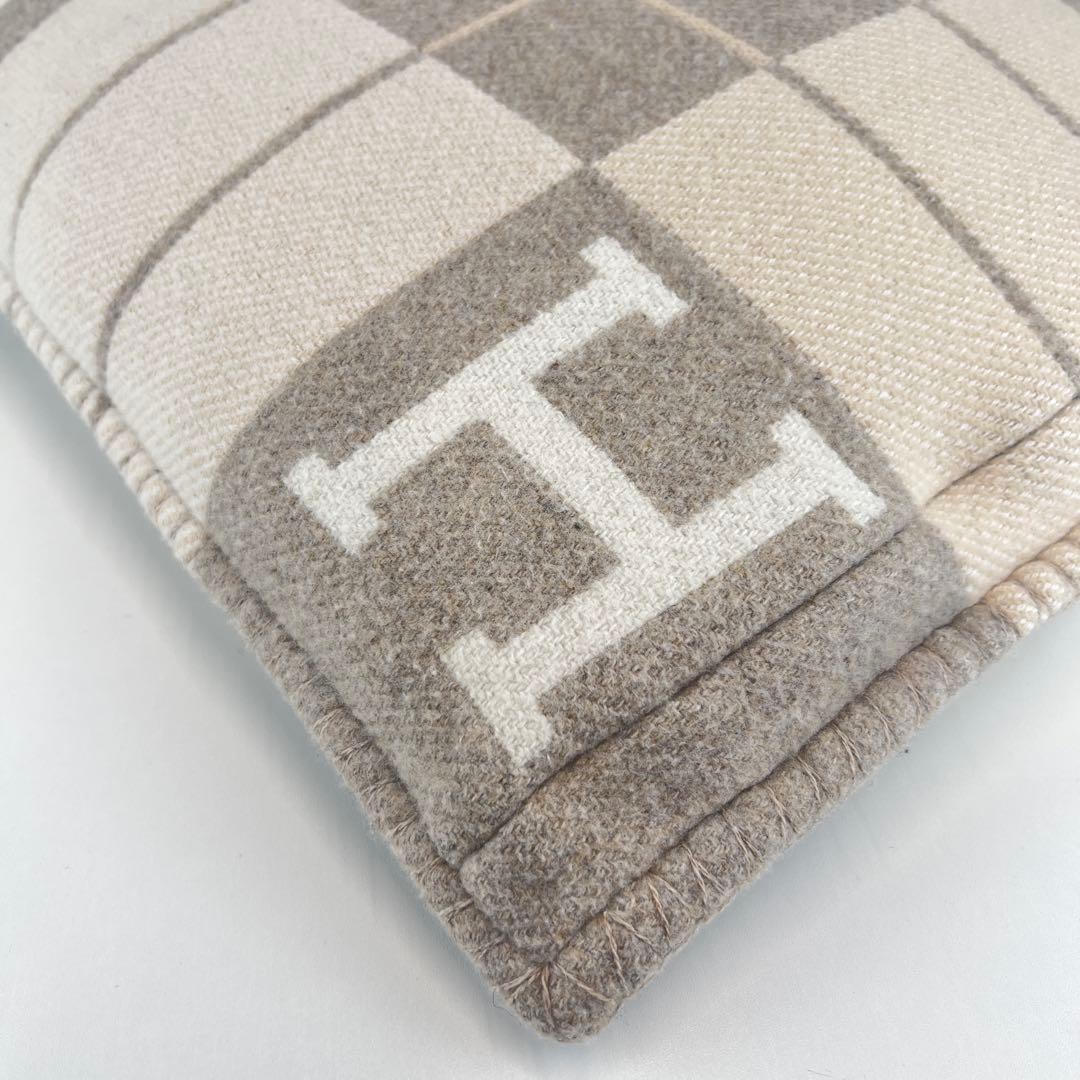 美品 HERMES エルメス クッション アヴァロンIII PM カモミール