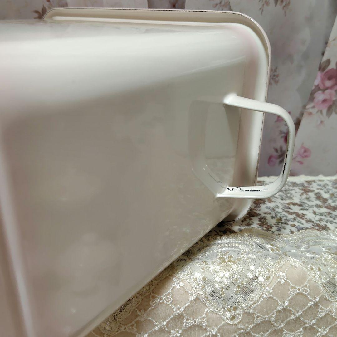 旧イマン エマ ホーローBOX缶