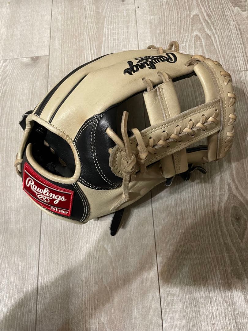 ローリングス　内野手用軟式グラブ　岡本モデル