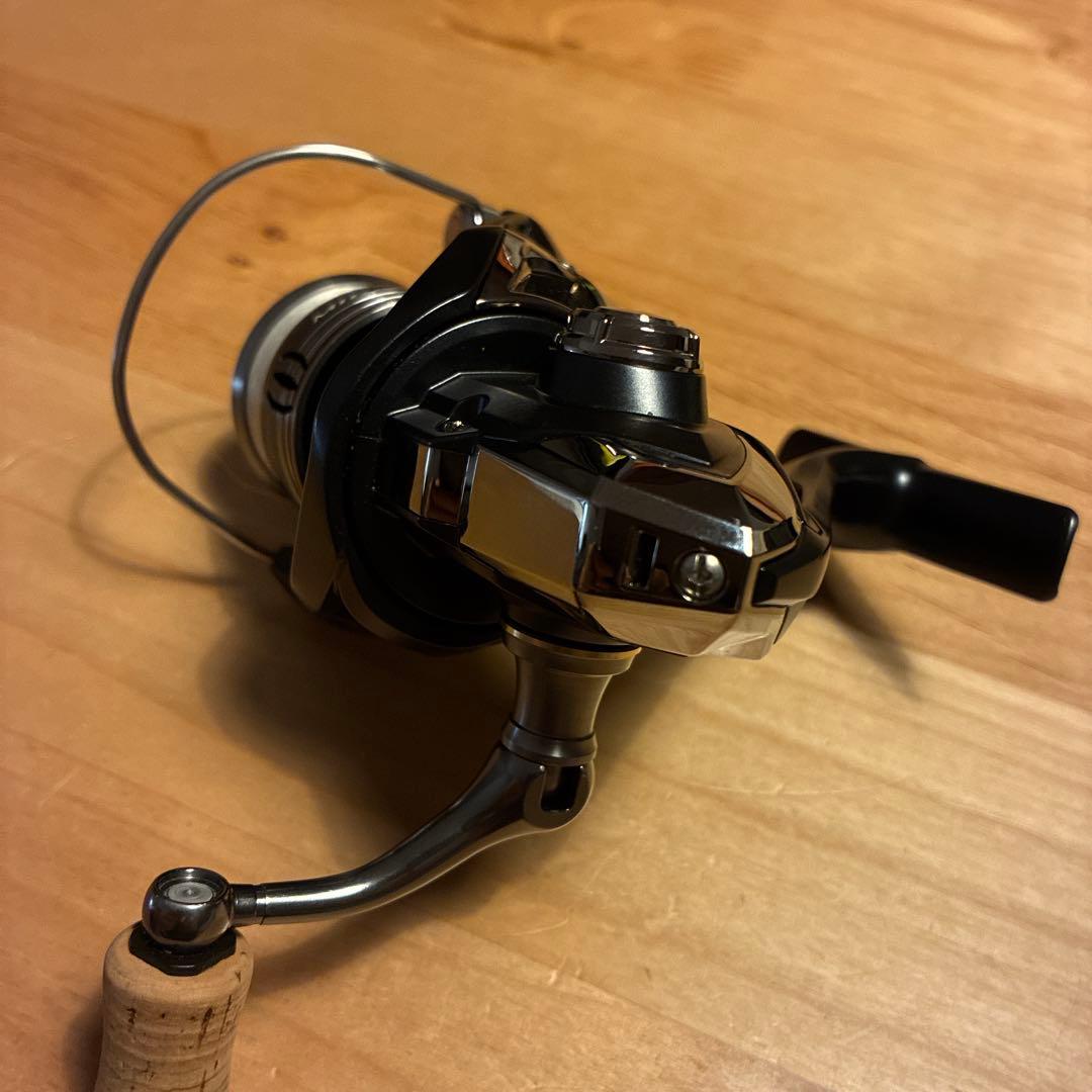 シマノ　ミラベル　C2000SHG トラウト　カスタムハンドル