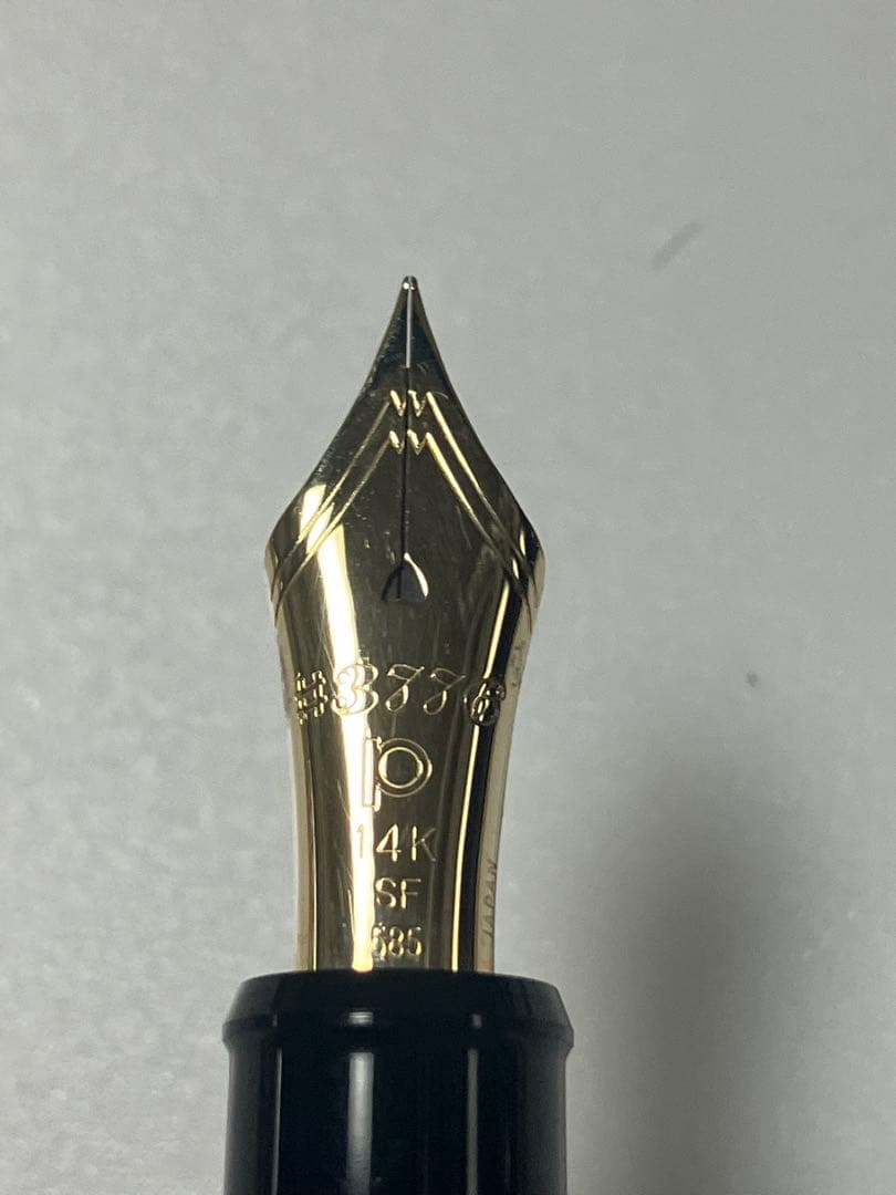 PLATINUM　#3776　センチュリー　ブラックインブラック　SF-nib