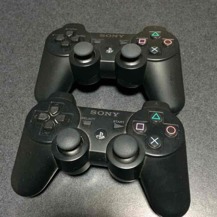 ps3 本体 純正コントローラー2つ