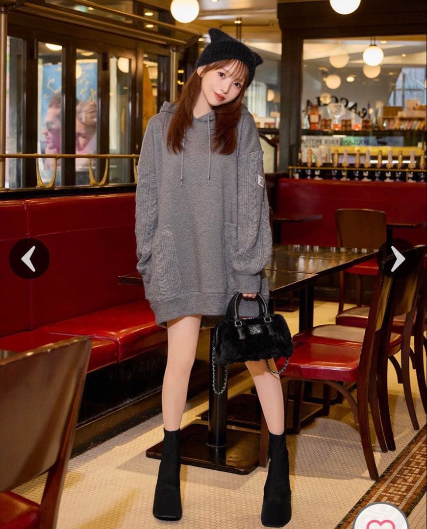 【新品タグ付き】完売品ミシェルマカロン BIGニットフーディワンピ