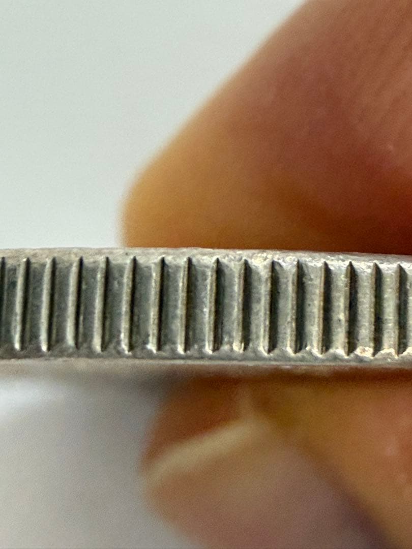 も*ば様 新一円銀貨　小型　明治38年　希少　一圓　未使用レベル【未使用に近い】