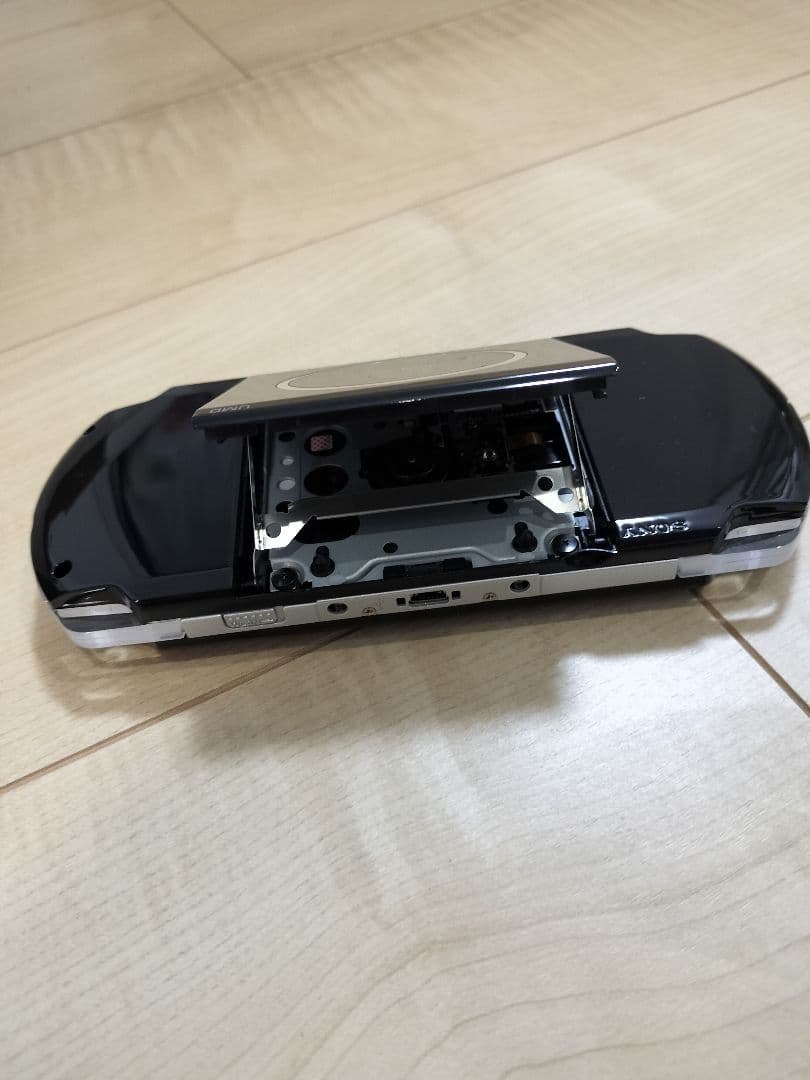PSP-3000　ピアノブラック