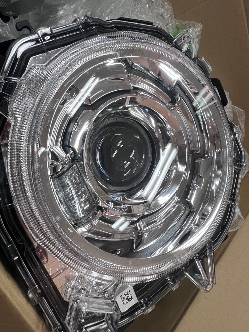 ジムニーノマド　新車外し　ヘッドライト