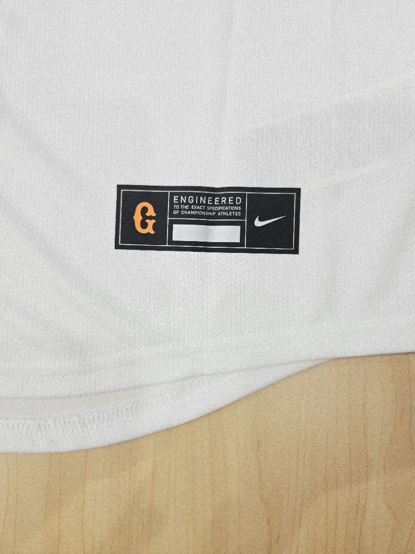 【タグ付き未使用品】読売ジャイアンツ ヘルナンデス ユニフォーム Mサイズ