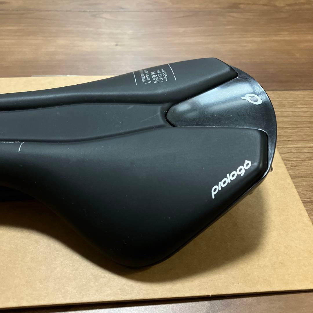 Prologo(プロロゴ) NAGO R4 NACK 137 サドル