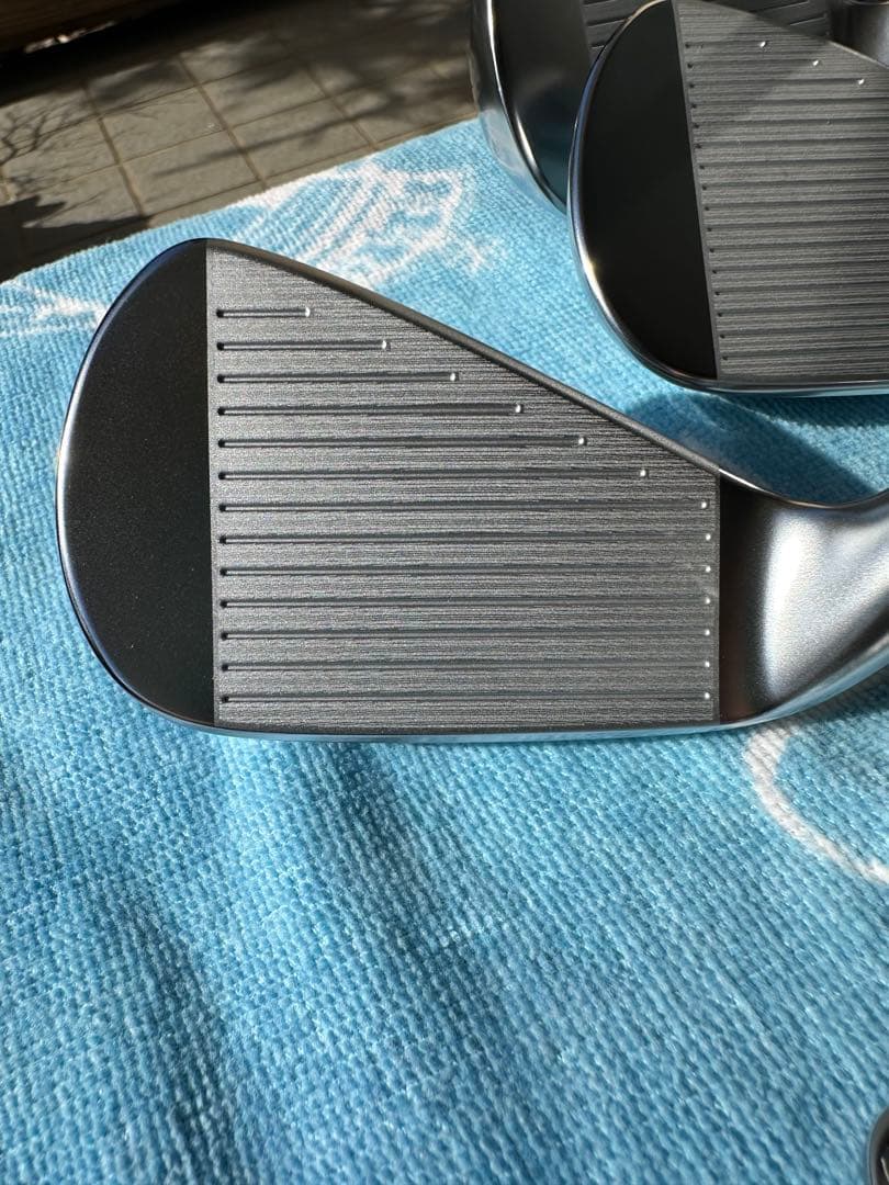 今日迄価格　超美品スリクソン ZX5 アイアン ダイナミックゴールドDG95