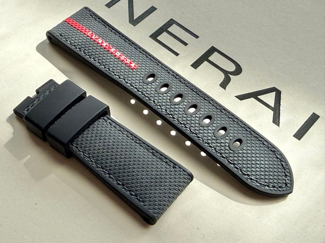 【新品未使用】パネライ純正 ルナロッサ バイマテリアルストラップ 24mm