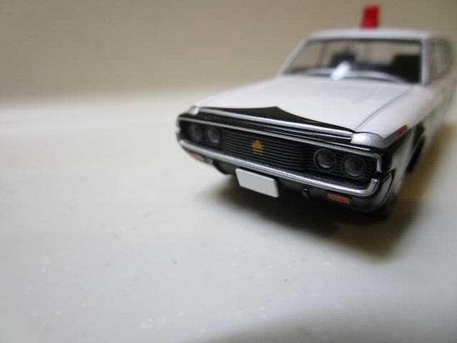 LV-N164aトミカLVネオ/新品未開封トヨタクラウンバンパトロールカー大阪府