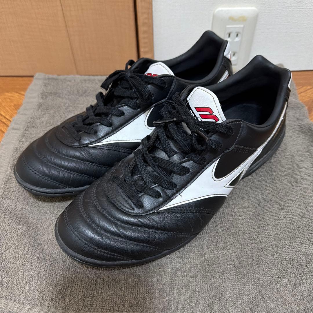 サッカーシューズ　モレリア　26.5