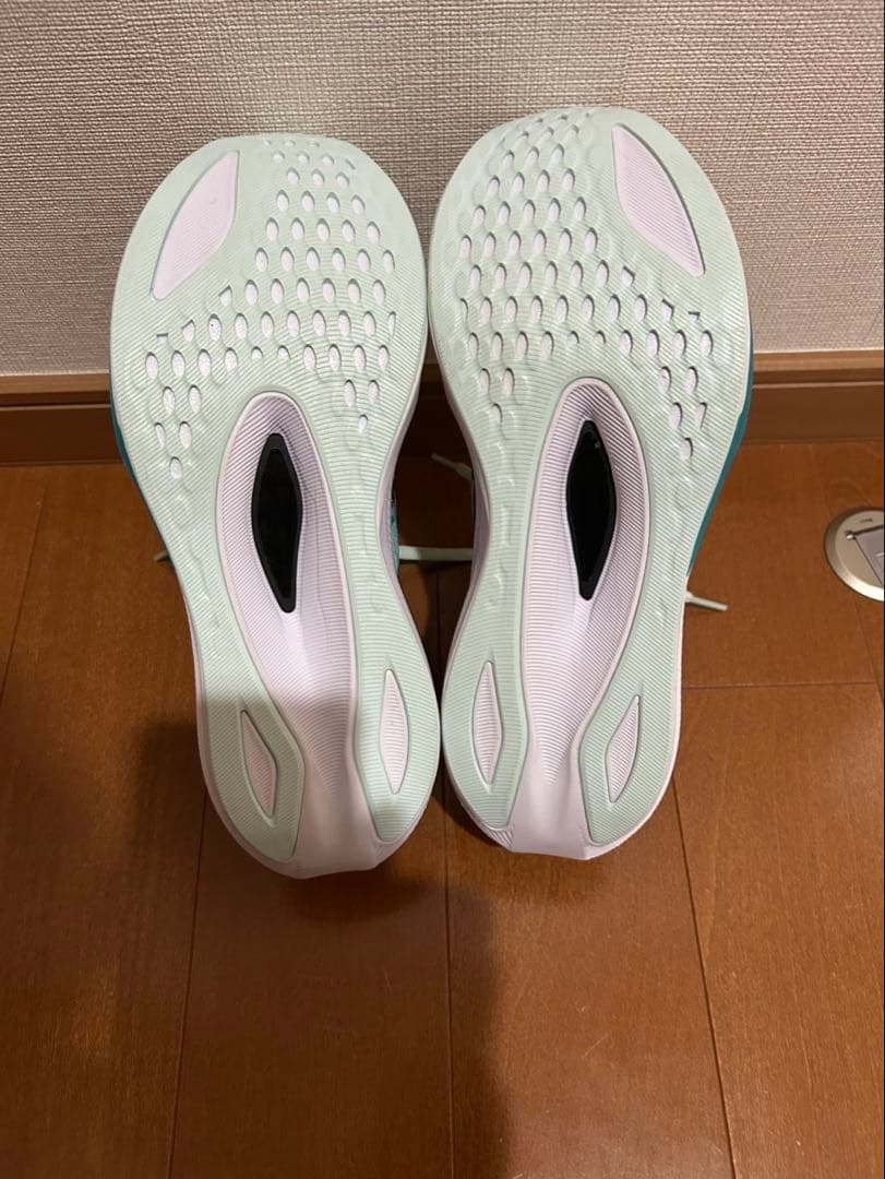 asics マジックスピード4